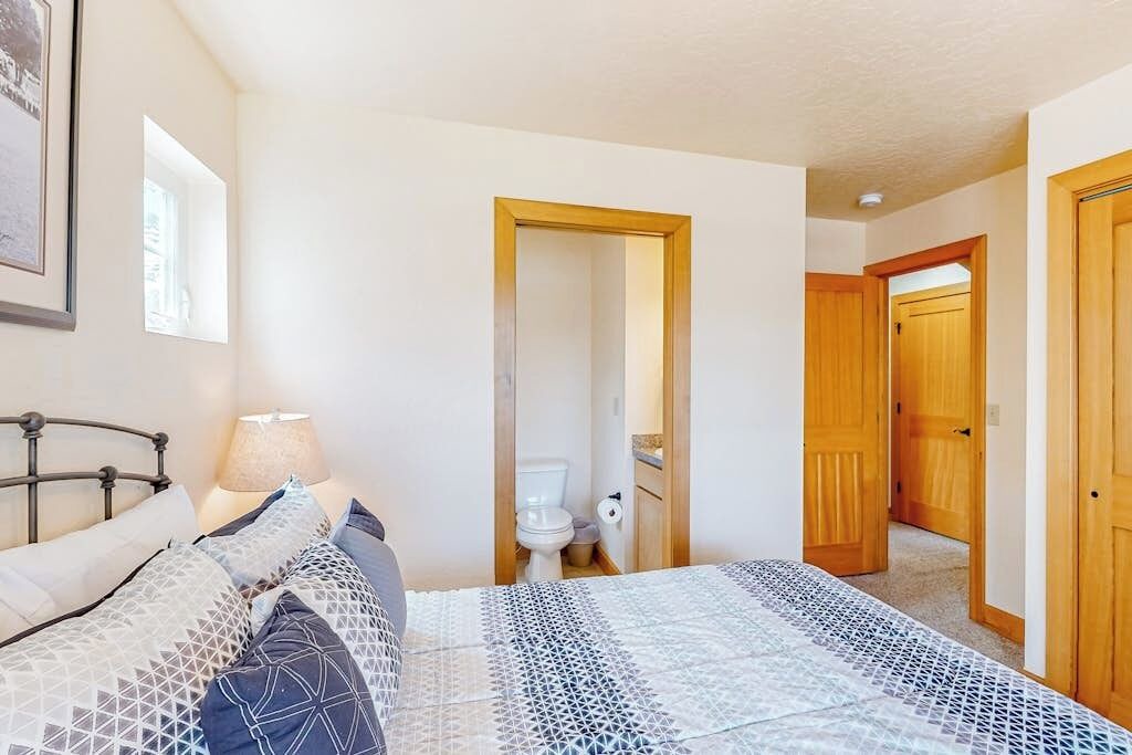 Photo of Bedroom in Dover Bay