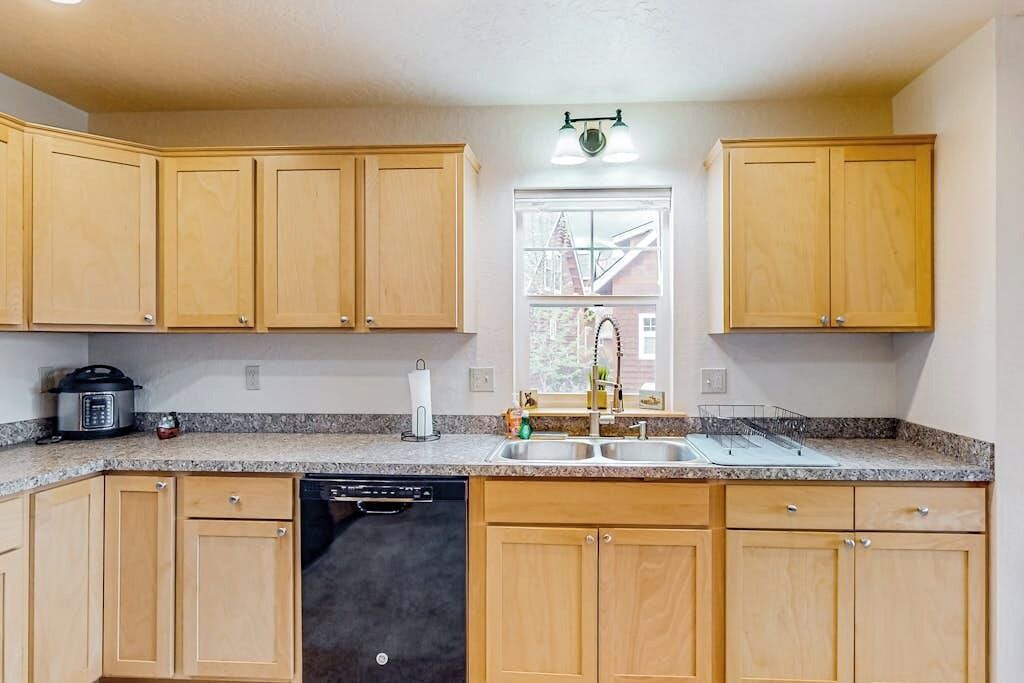 Photo of Kitchen in Dover Bay