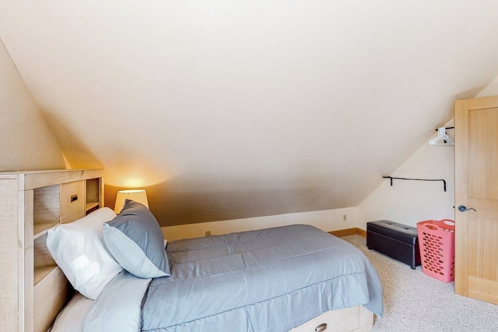 Photo of Bedroom in Dover Bay