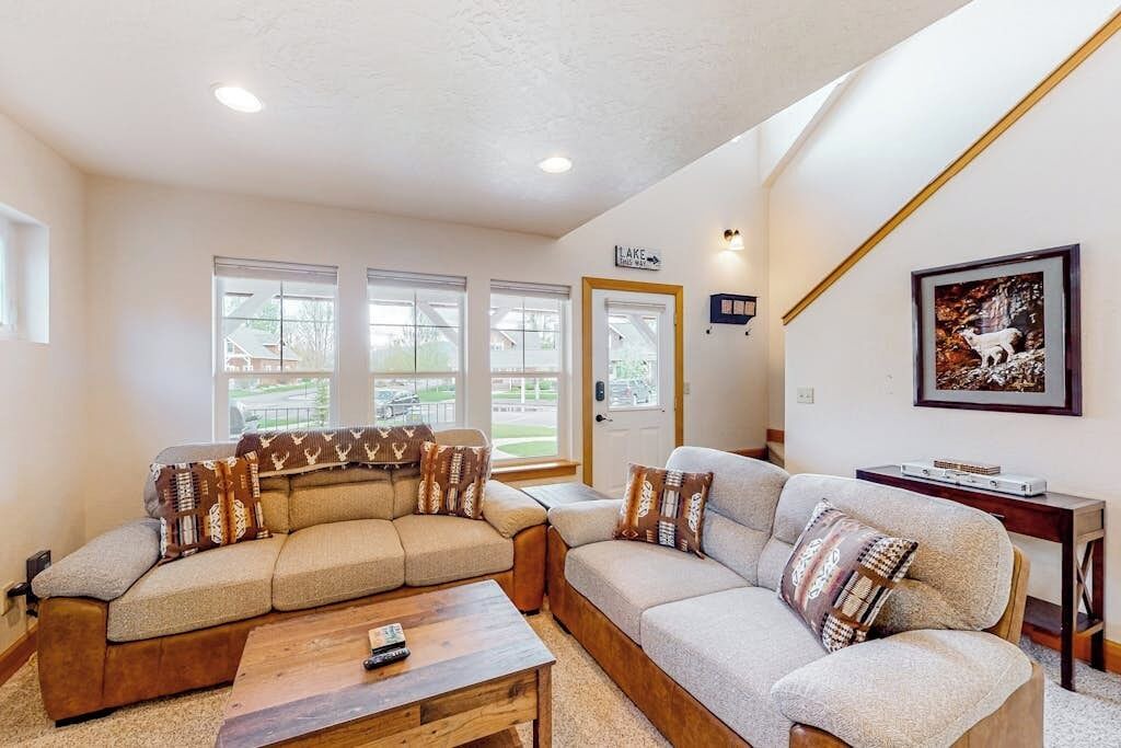 Photo of Livingroom in Dover Bay