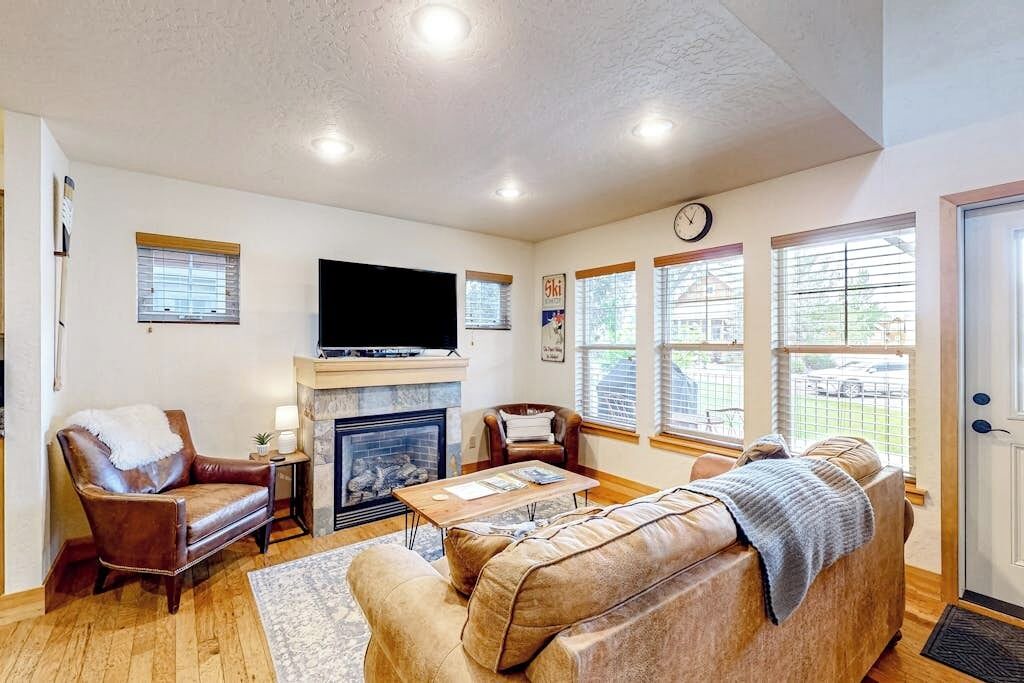Photo of Livingroom in Dover Bay