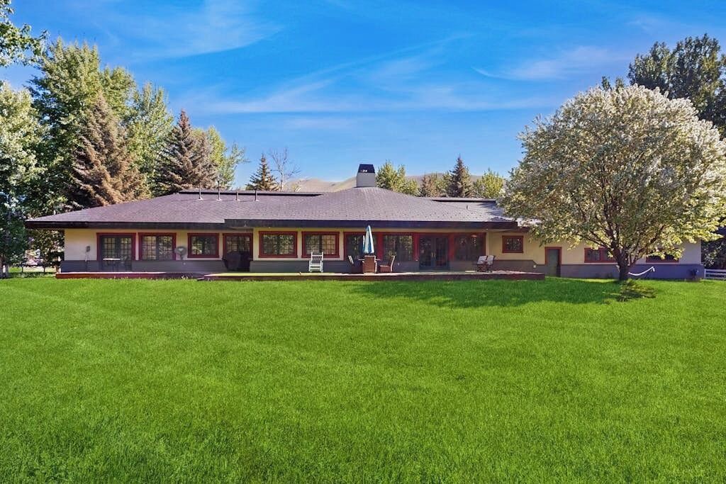 Photo of Outdoor in Bellevue