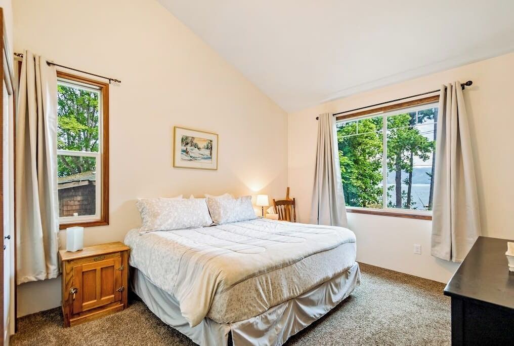 Photo of Bedroom in Sagle