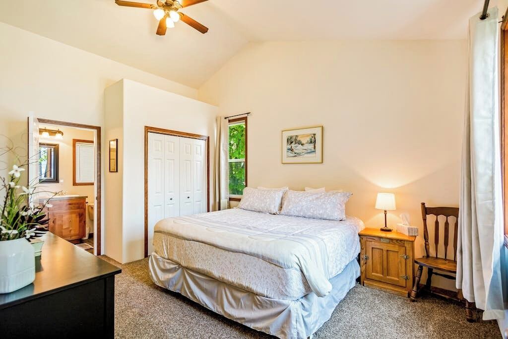 Photo of Bedroom in Sagle