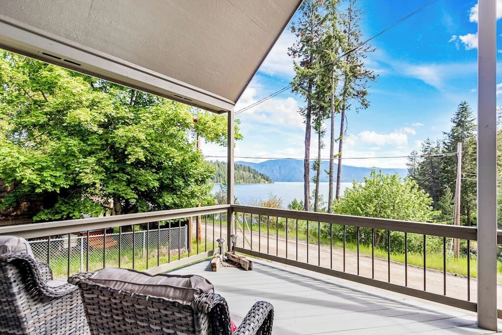 Photo of Patio Balcony in Sagle