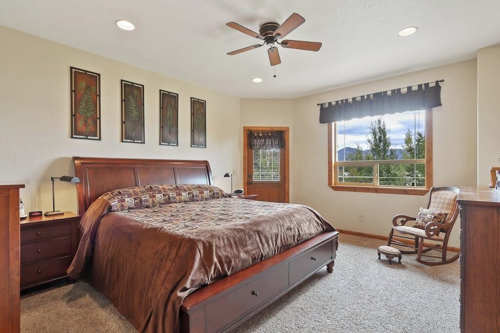 Photo of Bedroom in Sandpoint