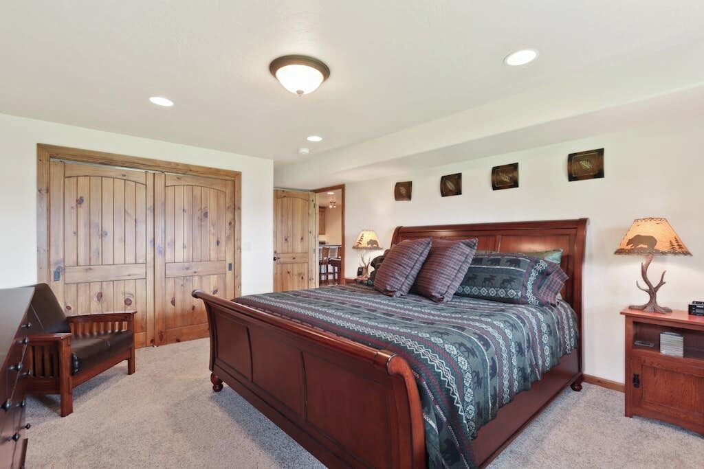 Photo of Bedroom in Sandpoint