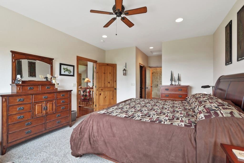 Photo of Bedroom in Sandpoint