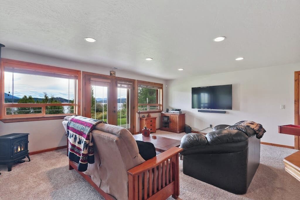 Photo of Livingroom in Sandpoint
