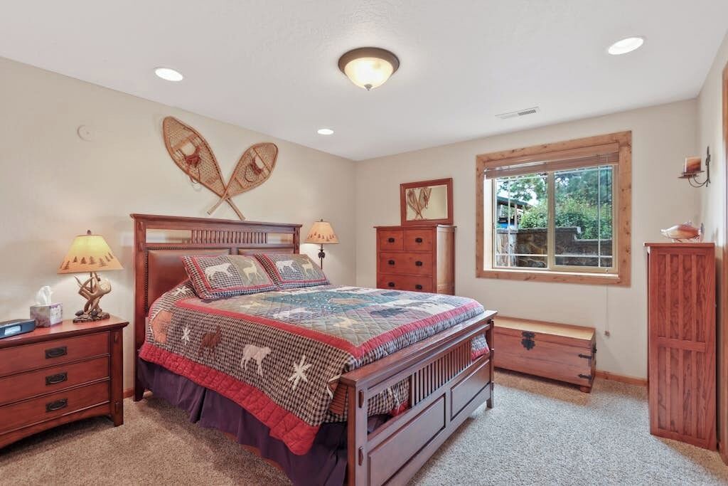 Photo of Bedroom in Sandpoint
