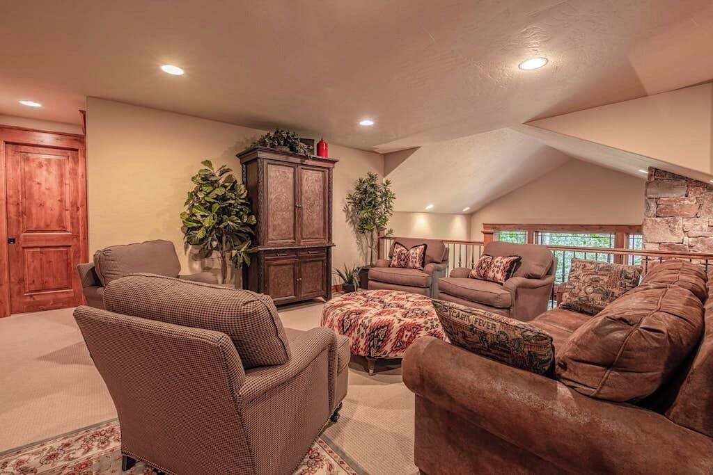 Photo of Livingroom in Sandpoint