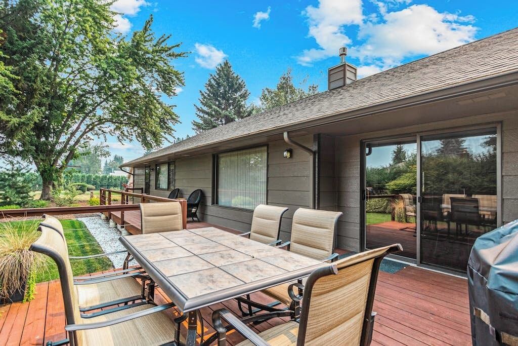 Photo of Outdoor in Ponder Point