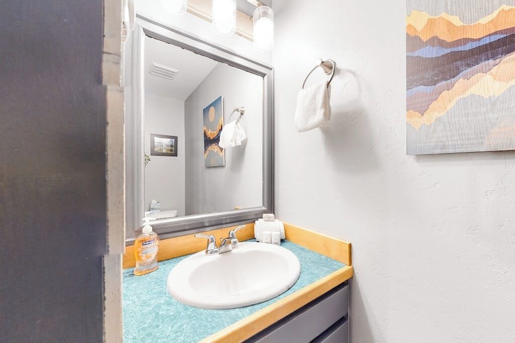 Photo of Bathroom in Elkhorn Village