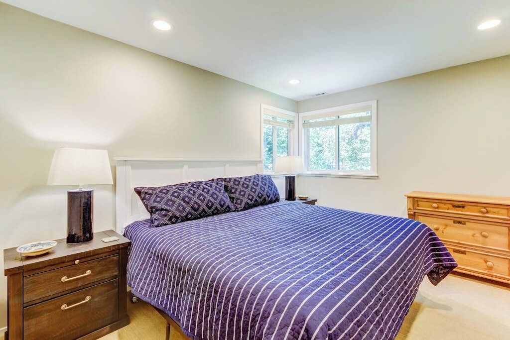 Photo of Bedroom in Elkhorn