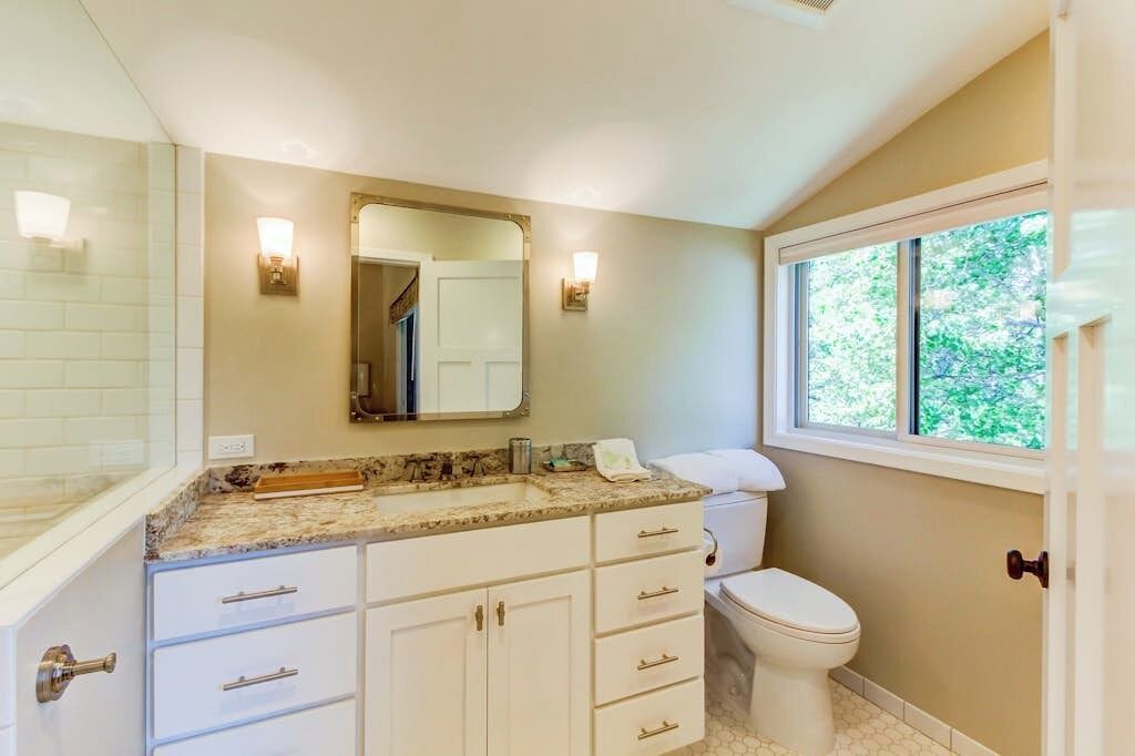 Photo of Bathroom in Elkhorn