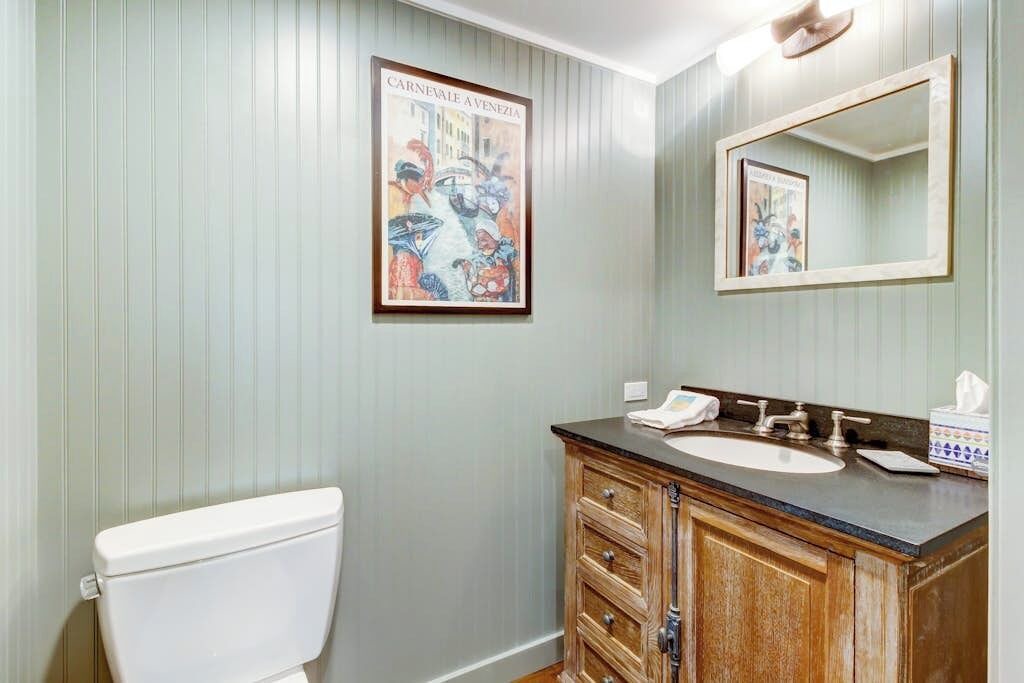 Photo of Bathroom in Elkhorn