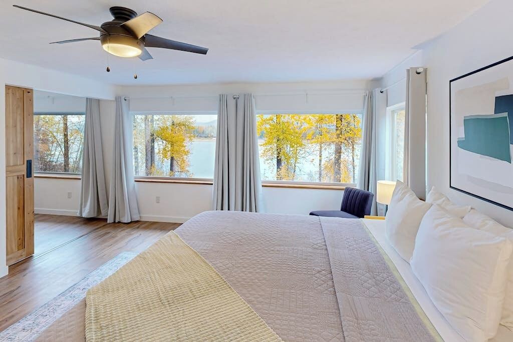 Photo of Bedroom in Sandpoint