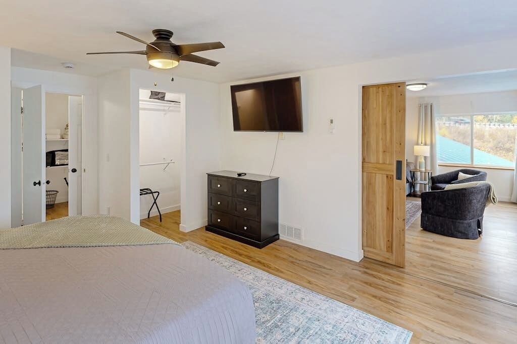 Photo of Bedroom in Sandpoint