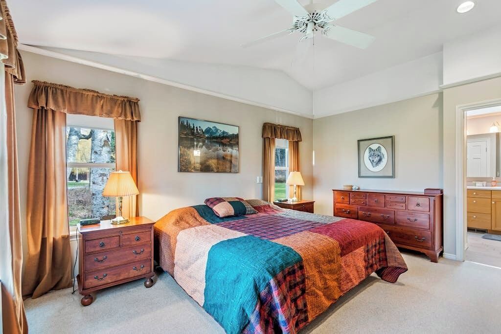 Photo of Bedroom in Sagle