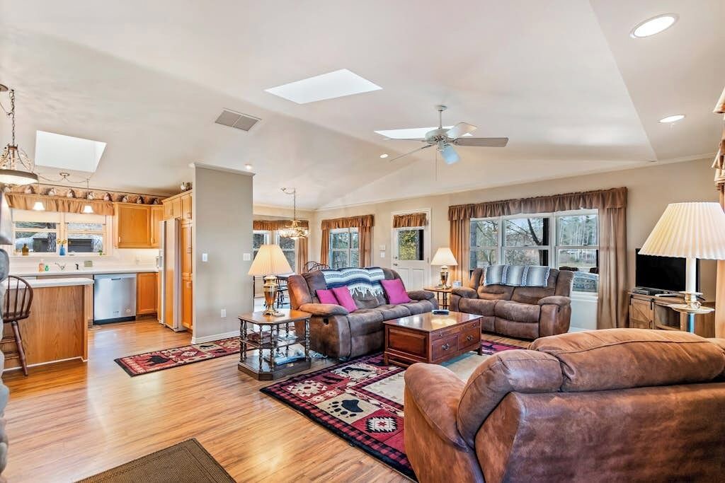 Photo of Livingroom in Sagle