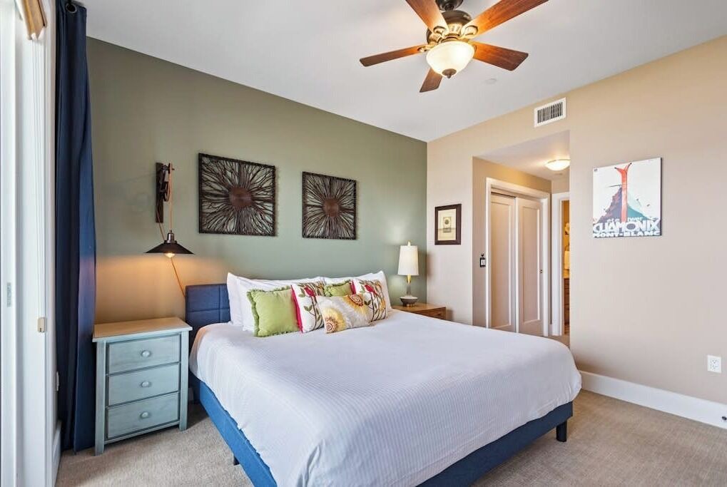 Photo of Bedroom in Sandpoint