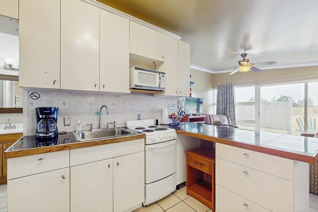 Photo of Kitchen in Copalis Beach