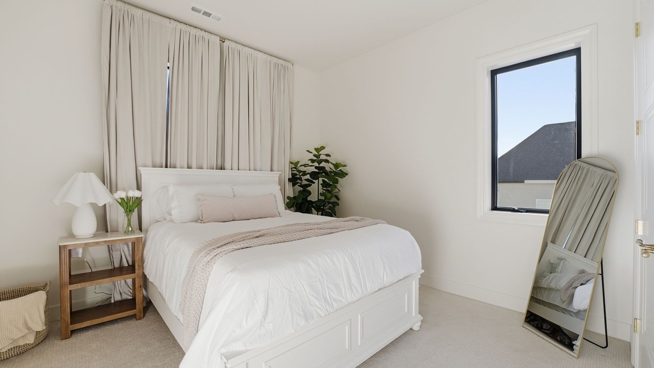 Photo of Bedroom in South Richland
