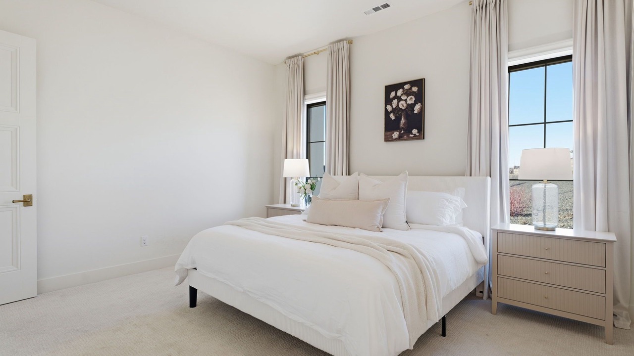 Photo of Bedroom in South Richland