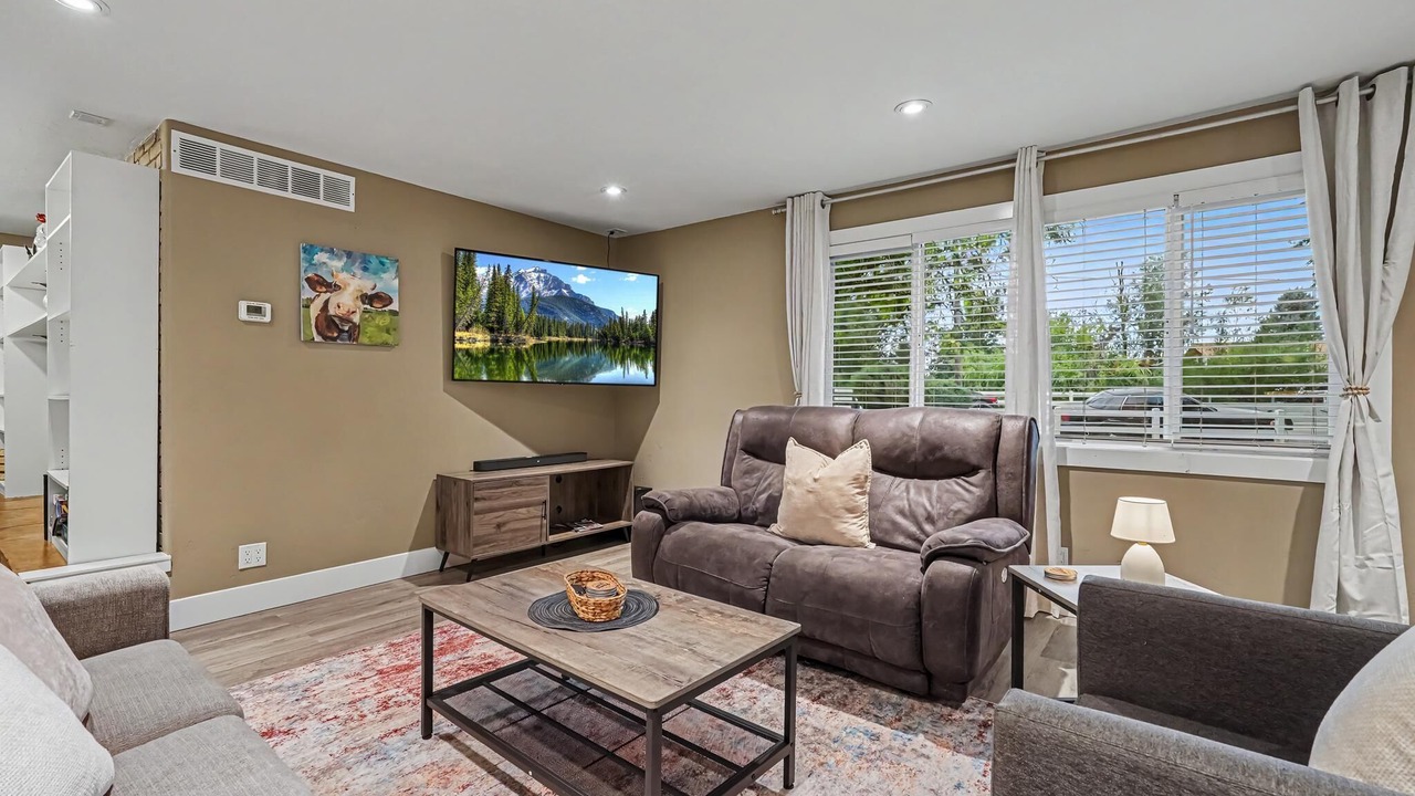 Photo of Livingroom in Southwest Ada County Alliance