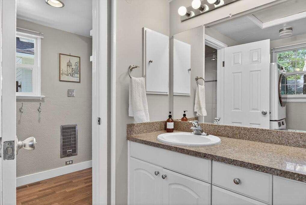 Photo of Bathroom in East End