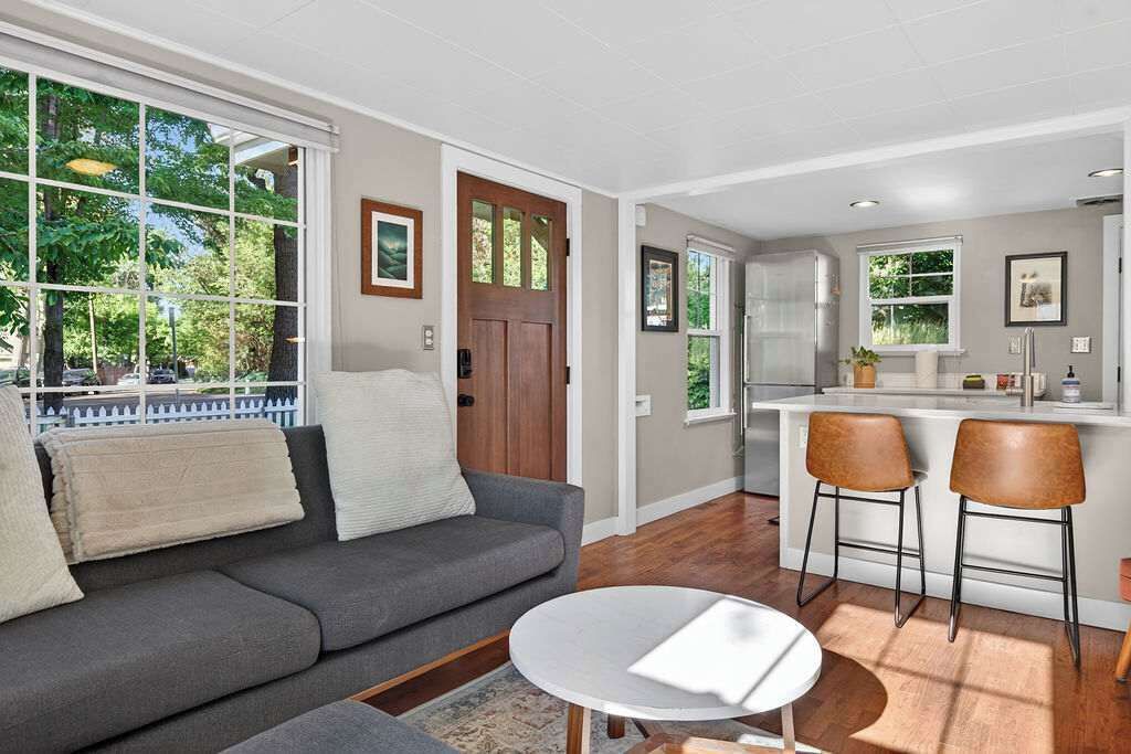 Photo of Livingroom in East End