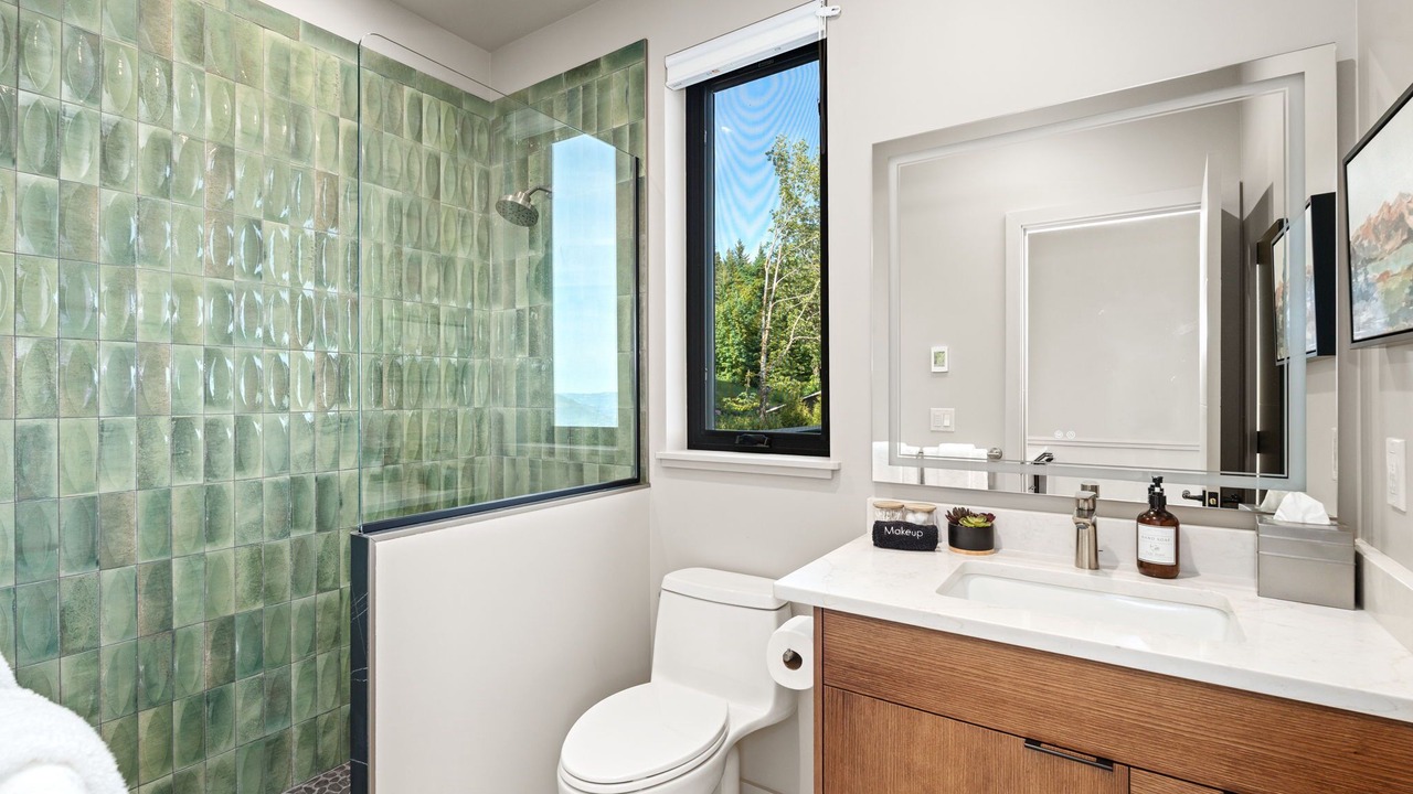 Photo of Bathroom in Underwood