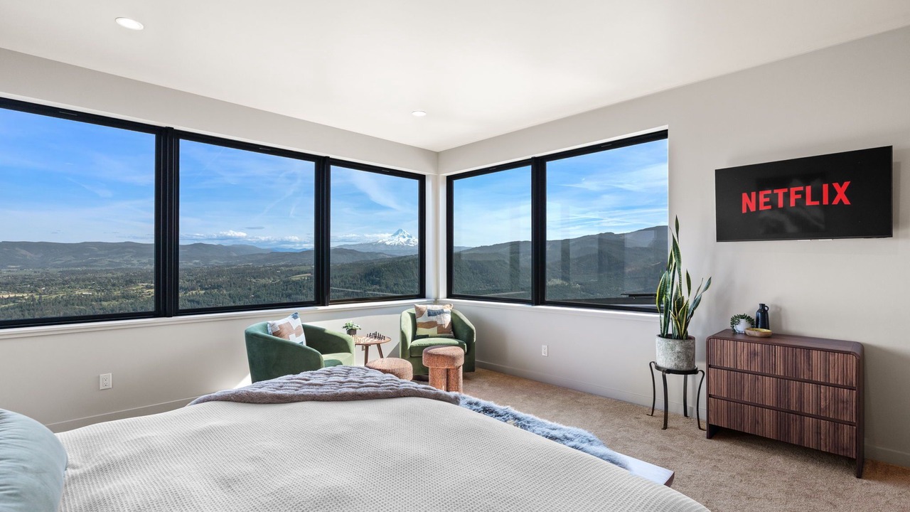 Photo of Bedroom in Underwood