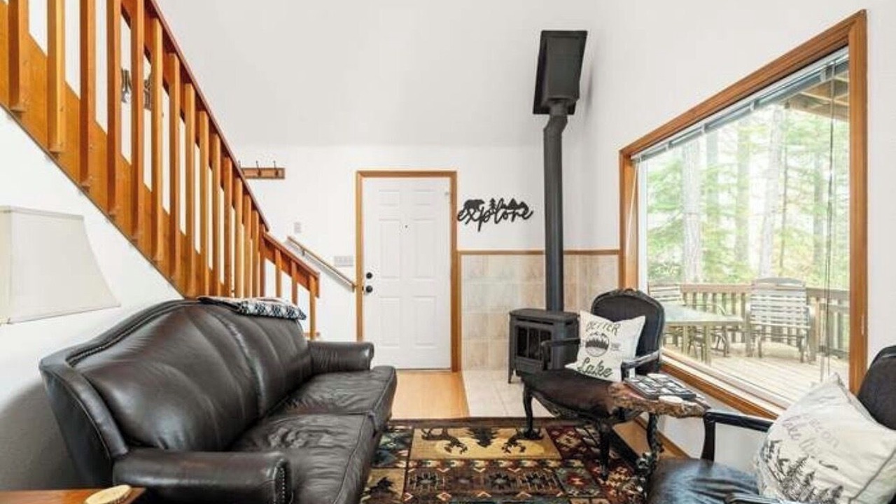 Photo of Livingroom in Hoodsport