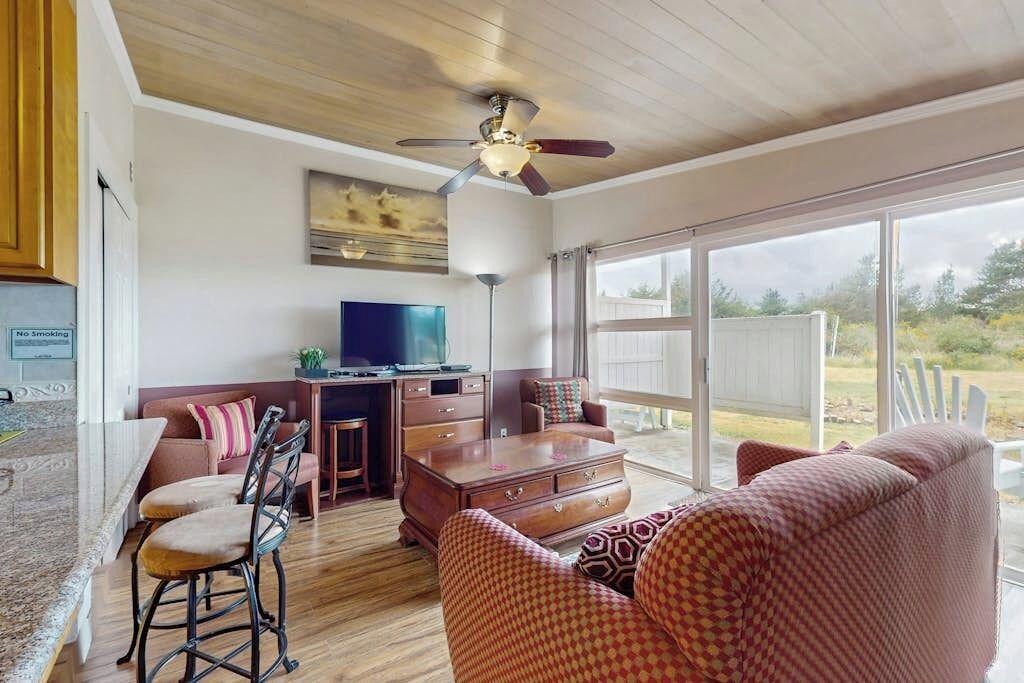 Photo of Livingroom in Copalis Beach