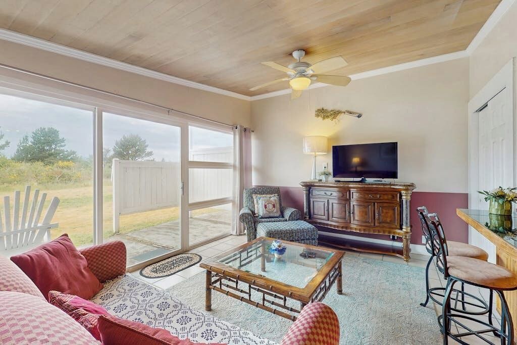 Photo of Livingroom in Copalis Beach