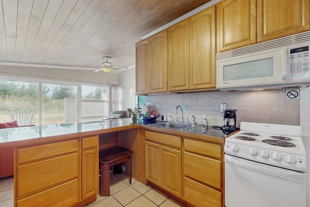Photo of Kitchen in Copalis Beach