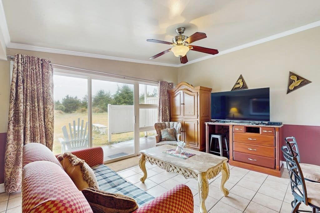 Photo of Livingroom in Copalis Beach