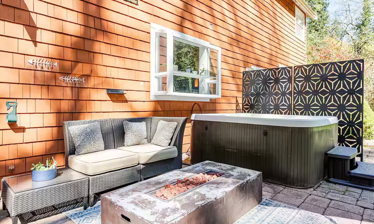 Photo of Outdoor in Rollingbay