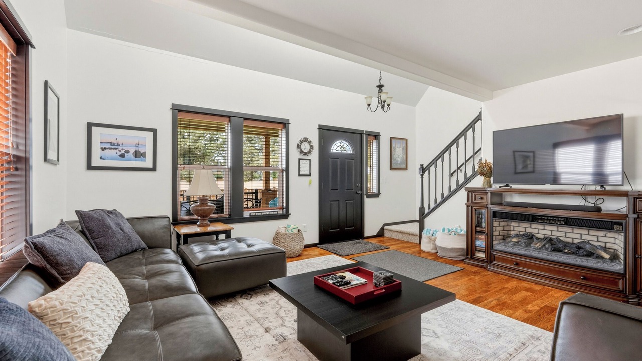 Photo of Bedroom in Sisters