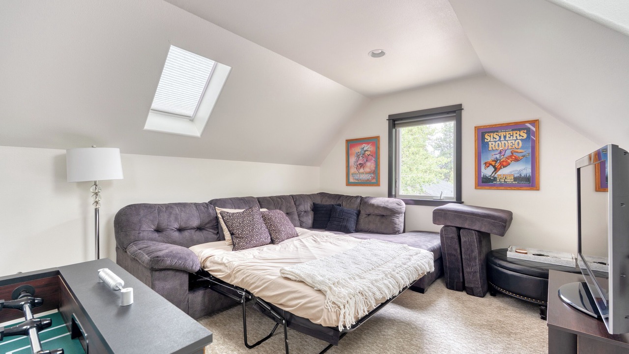 Photo of Bedroom in Sisters