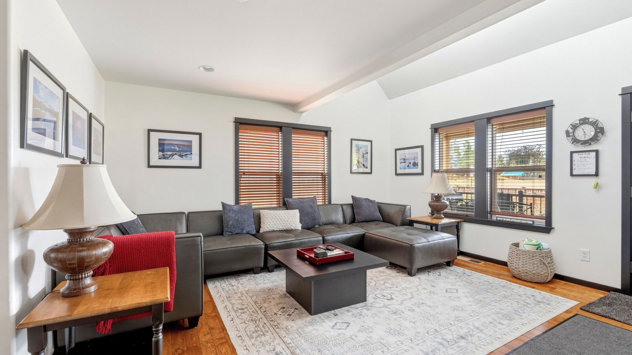 Photo of Bedroom in Sisters