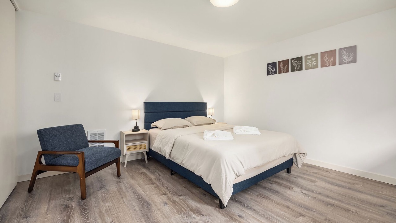 Photo of Bedroom in North Delridge
