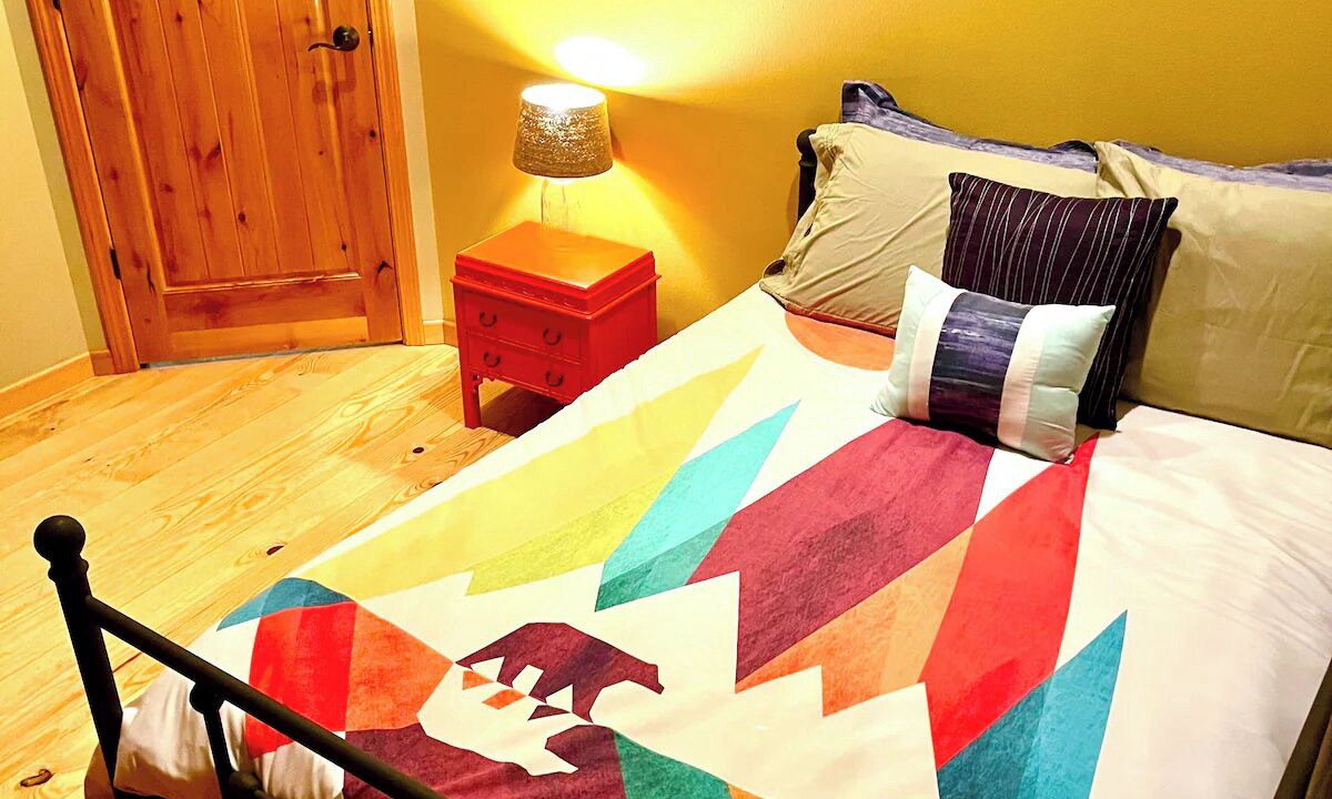 Photo of Bedroom in Glacier