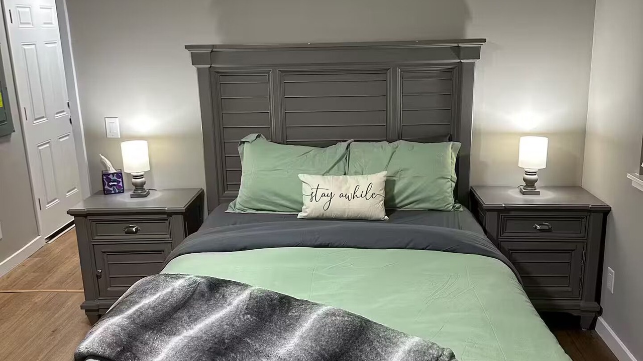 Photo of Bedroom in Gold Bar