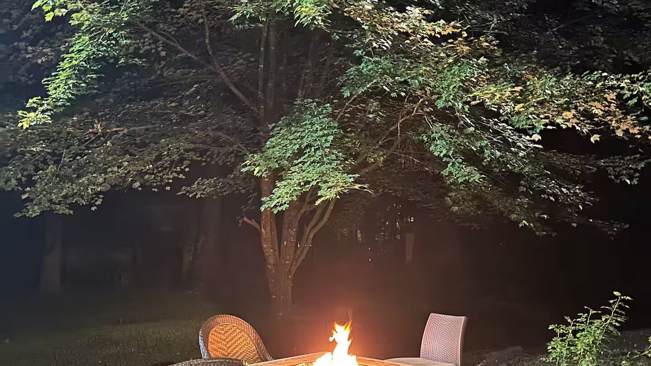 Photo of Outdoor in Gold Bar