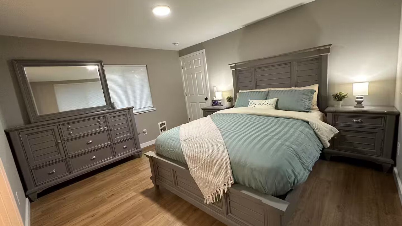 Photo of Bedroom in Gold Bar