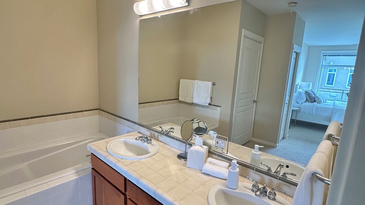 Photo of Bathroom in Downtown Seattle