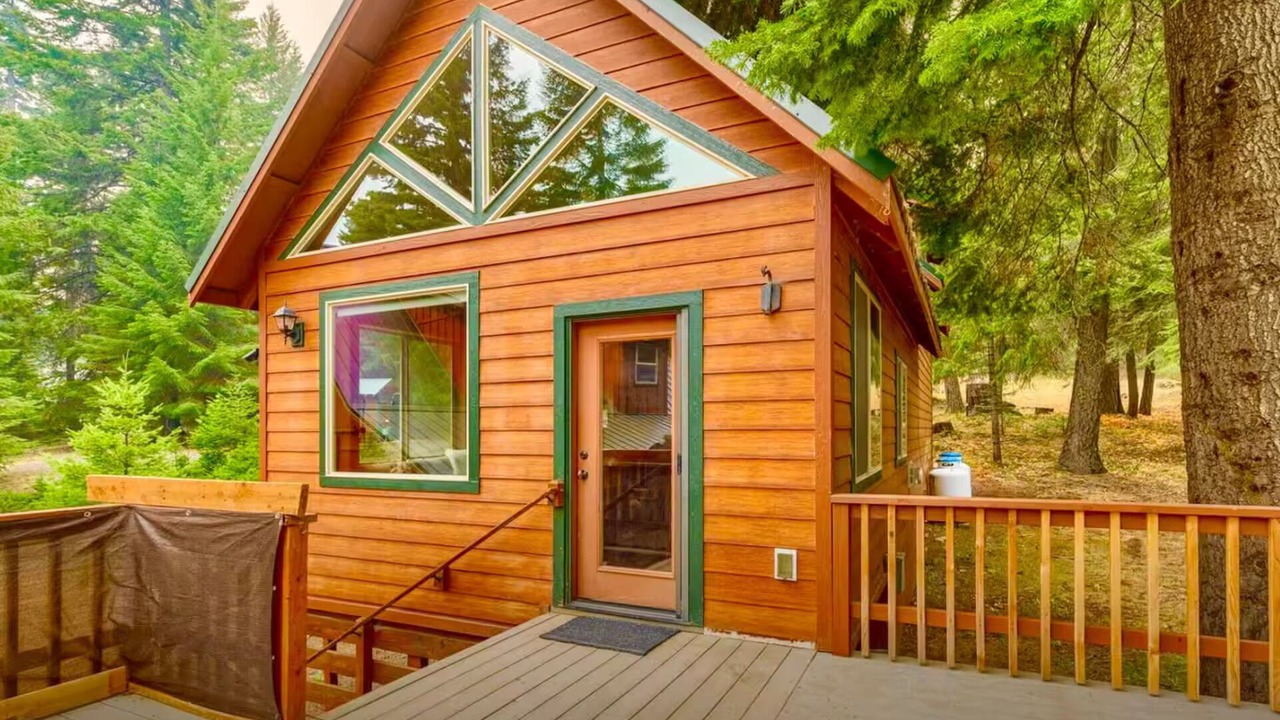 Photo of Outdoor in Ashland