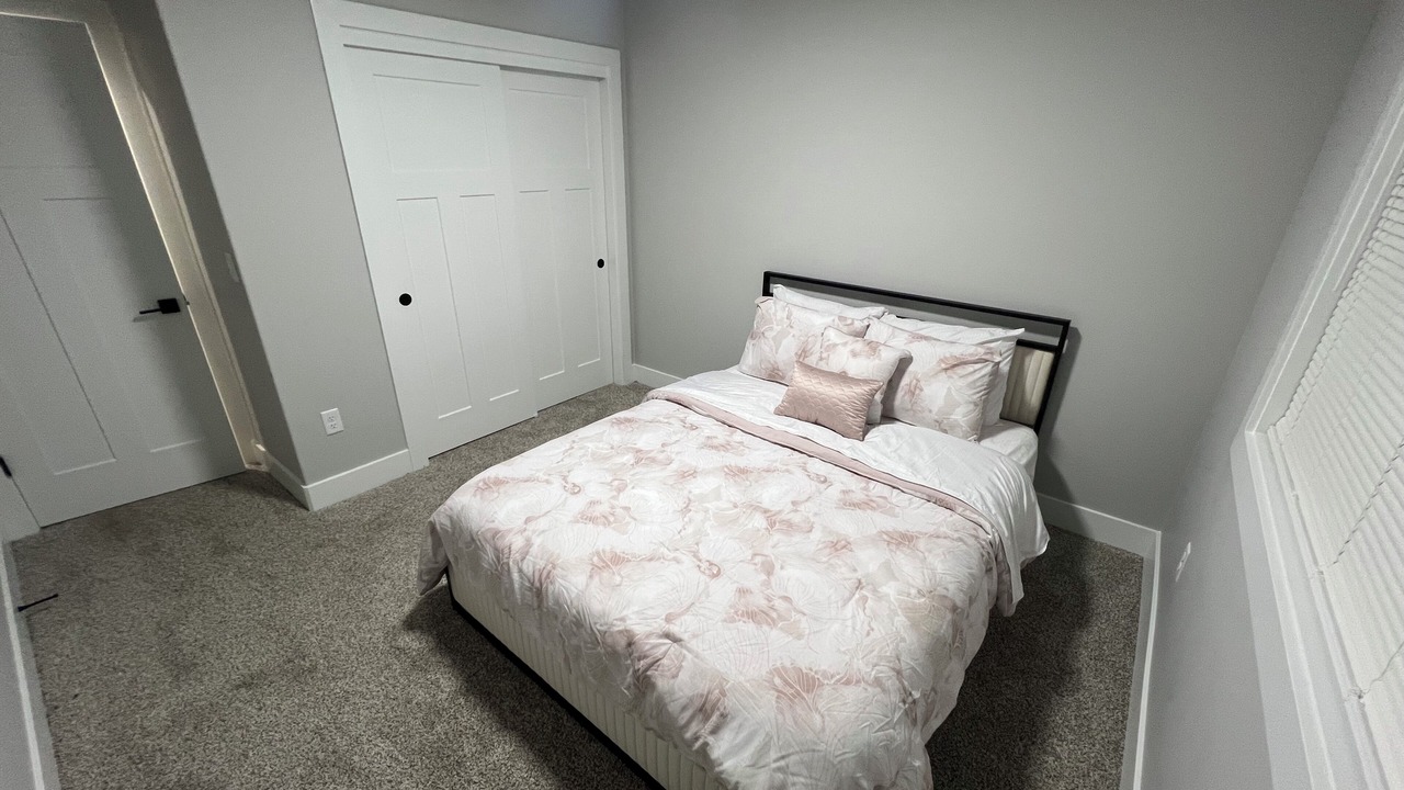 Photo of Bedroom in South Richland